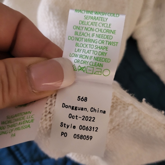 Lilly Pulitzer "SUNNY" Danette Sweater - RETIRED LIGHT SUMMER SWEATER - Picture 8 of 9